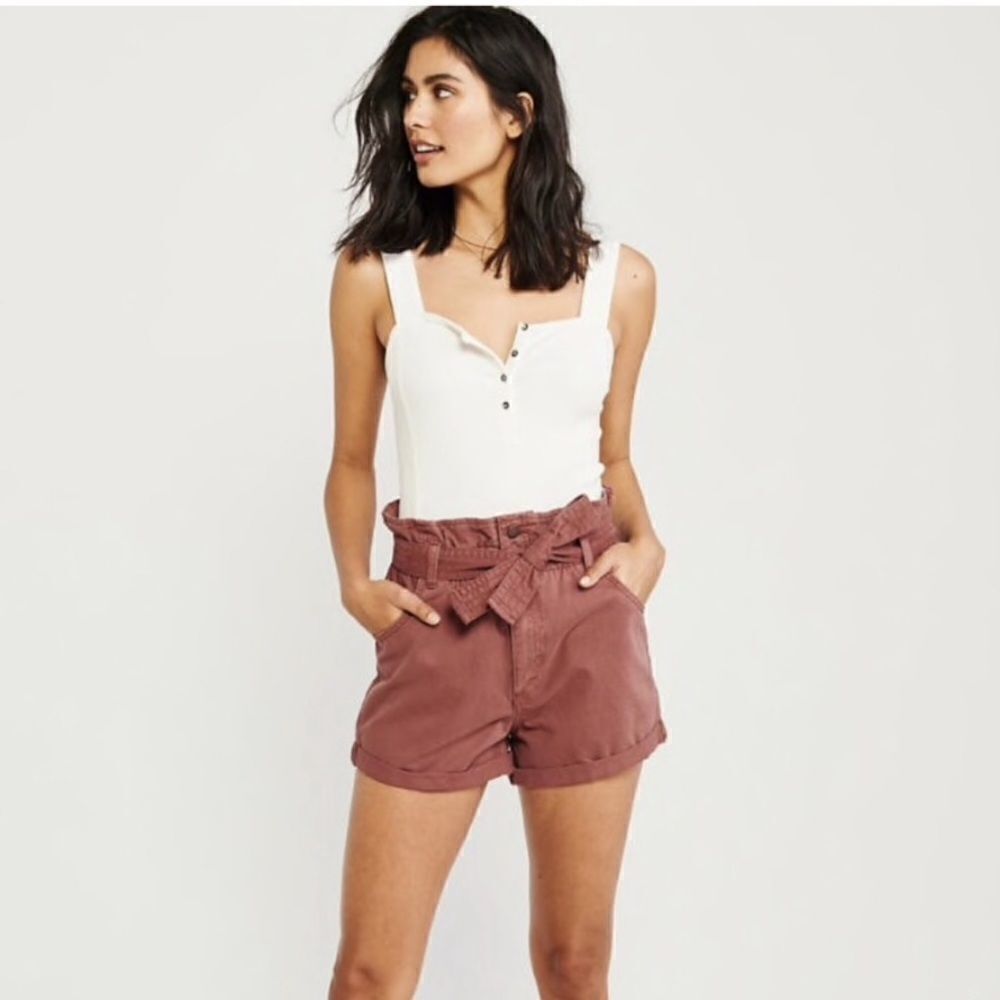 ABERCROMBIE and Fitch twill shorts - Picture 2 of 9